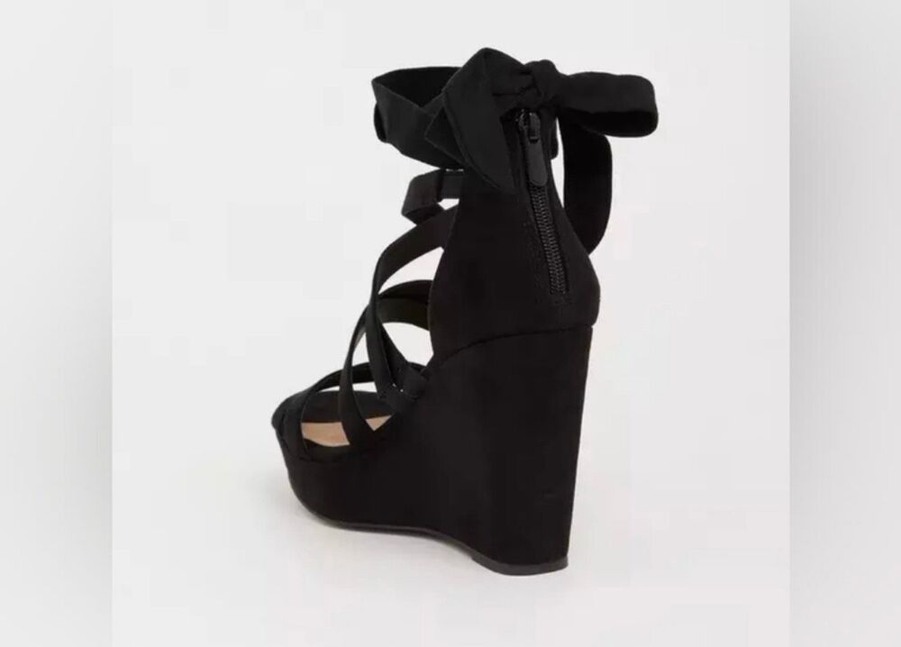 NWOT Torrid black suede platform wedge with adjustable ankle ties size 8.5W - Picture 2 of 10